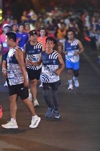 BIB: 42292
                            <button type="button" onclick="openModal(22998131)" class="btn btn-primary btn-sm float-right btn-popup" data-toggle="modal" data-target=".modal-high-quality">
                        <i class="fas fa-shopping-cart"></i> Add to Cart
                    </button>
                                            <button type="button" onclick="isThisMe(22998131, true)" class="btn btn-success btn-sm float-right btn-popup btn-isme hidden" data-toggle="tooltip" data-placement="bottom" title="นี่คือรูปของคุณใช่ไหม คลิกที่นี่เพื่อเอาเข้าอัลบั้ม">
                        <i class="fas fa-plus"></i> Add to album
                    </button>
                    <button type="button" onclick="isThisMe(22998131, false)" class="btn btn-warning btn-sm float-right btn-popup btn-isnotme hidden">
                        <i class="fas fa-ban"></i> Remove from album
                    </button>