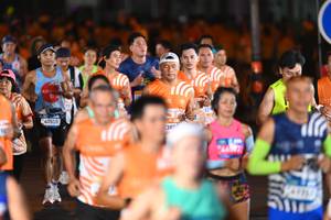 BIB: 40550, 238
                            <button type="button" onclick="openModal(23210214)" class="btn btn-primary btn-sm float-right btn-popup" data-toggle="modal" data-target=".modal-high-quality">
                        <i class="fas fa-shopping-cart"></i> Add to Cart
                    </button>
                                            <button type="button" onclick="isThisMe(23210214, true)" class="btn btn-success btn-sm float-right btn-popup btn-isme hidden" data-toggle="tooltip" data-placement="bottom" title="นี่คือรูปของคุณใช่ไหม คลิกที่นี่เพื่อเอาเข้าอัลบั้ม">
                        <i class="fas fa-plus"></i> Add to album
                    </button>
                    <button type="button" onclick="isThisMe(23210214, false)" class="btn btn-warning btn-sm float-right btn-popup btn-isnotme hidden">
                        <i class="fas fa-ban"></i> Remove from album
                    </button>
