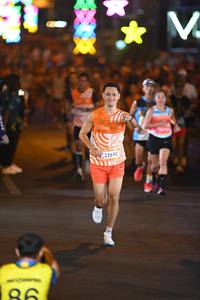 BIB: 186, 22690
                            <button type="button" onclick="openModal(23161363)" class="btn btn-primary btn-sm float-right btn-popup" data-toggle="modal" data-target=".modal-high-quality">
                        <i class="fas fa-shopping-cart"></i> Add to Cart
                    </button>
                                            <button type="button" onclick="isThisMe(23161363, true)" class="btn btn-success btn-sm float-right btn-popup btn-isme hidden" data-toggle="tooltip" data-placement="bottom" title="นี่คือรูปของคุณใช่ไหม คลิกที่นี่เพื่อเอาเข้าอัลบั้ม">
                        <i class="fas fa-plus"></i> Add to album
                    </button>
                    <button type="button" onclick="isThisMe(23161363, false)" class="btn btn-warning btn-sm float-right btn-popup btn-isnotme hidden">
                        <i class="fas fa-ban"></i> Remove from album
                    </button>
