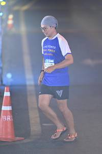 BIB: 43132
                            <button type="button" onclick="openModal(22972690)" class="btn btn-primary btn-sm float-right btn-popup" data-toggle="modal" data-target=".modal-high-quality">
                        <i class="fas fa-shopping-cart"></i> Add to Cart
                    </button>
                                            <button type="button" onclick="isThisMe(22972690, true)" class="btn btn-success btn-sm float-right btn-popup btn-isme hidden" data-toggle="tooltip" data-placement="bottom" title="นี่คือรูปของคุณใช่ไหม คลิกที่นี่เพื่อเอาเข้าอัลบั้ม">
                        <i class="fas fa-plus"></i> Add to album
                    </button>
                    <button type="button" onclick="isThisMe(22972690, false)" class="btn btn-warning btn-sm float-right btn-popup btn-isnotme hidden">
                        <i class="fas fa-ban"></i> Remove from album
                    </button>