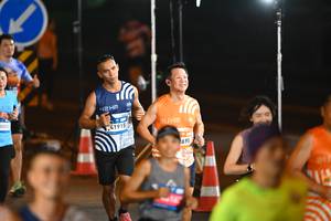 BIB: 3005, 41915, 695
                            <button type="button" onclick="openModal(23193296)" class="btn btn-primary btn-sm float-right btn-popup" data-toggle="modal" data-target=".modal-high-quality">
                        <i class="fas fa-shopping-cart"></i> Add to Cart
                    </button>
                                            <button type="button" onclick="isThisMe(23193296, true)" class="btn btn-success btn-sm float-right btn-popup btn-isme hidden" data-toggle="tooltip" data-placement="bottom" title="นี่คือรูปของคุณใช่ไหม คลิกที่นี่เพื่อเอาเข้าอัลบั้ม">
                        <i class="fas fa-plus"></i> Add to album
                    </button>
                    <button type="button" onclick="isThisMe(23193296, false)" class="btn btn-warning btn-sm float-right btn-popup btn-isnotme hidden">
                        <i class="fas fa-ban"></i> Remove from album
                    </button>