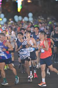 BIB: 1022, 07977, 1887
                            <button type="button" onclick="openModal(22914125)" class="btn btn-primary btn-sm float-right btn-popup" data-toggle="modal" data-target=".modal-high-quality">
                        <i class="fas fa-shopping-cart"></i> Add to Cart
                    </button>
                                            <button type="button" onclick="isThisMe(22914125, true)" class="btn btn-success btn-sm float-right btn-popup btn-isme hidden" data-toggle="tooltip" data-placement="bottom" title="นี่คือรูปของคุณใช่ไหม คลิกที่นี่เพื่อเอาเข้าอัลบั้ม">
                        <i class="fas fa-plus"></i> Add to album
                    </button>
                    <button type="button" onclick="isThisMe(22914125, false)" class="btn btn-warning btn-sm float-right btn-popup btn-isnotme hidden">
                        <i class="fas fa-ban"></i> Remove from album
                    </button>