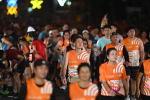 BIB: 210, 220, 24916
                            <button type="button" onclick="openModal(23231928)" class="btn btn-primary btn-sm float-right btn-popup" data-toggle="modal" data-target=".modal-high-quality">
                        <i class="fas fa-shopping-cart"></i> Add to Cart
                    </button>
                                            <button type="button" onclick="isThisMe(23231928, true)" class="btn btn-success btn-sm float-right btn-popup btn-isme hidden" data-toggle="tooltip" data-placement="bottom" title="นี่คือรูปของคุณใช่ไหม คลิกที่นี่เพื่อเอาเข้าอัลบั้ม">
                        <i class="fas fa-plus"></i> Add to album
                    </button>
                    <button type="button" onclick="isThisMe(23231928, false)" class="btn btn-warning btn-sm float-right btn-popup btn-isnotme hidden">
                        <i class="fas fa-ban"></i> Remove from album
                    </button>