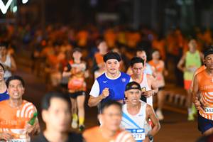 BIB: 1272, 652
                            <button type="button" onclick="openModal(23167465)" class="btn btn-primary btn-sm float-right btn-popup" data-toggle="modal" data-target=".modal-high-quality">
                        <i class="fas fa-shopping-cart"></i> Add to Cart
                    </button>
                                            <button type="button" onclick="isThisMe(23167465, true)" class="btn btn-success btn-sm float-right btn-popup btn-isme hidden" data-toggle="tooltip" data-placement="bottom" title="นี่คือรูปของคุณใช่ไหม คลิกที่นี่เพื่อเอาเข้าอัลบั้ม">
                        <i class="fas fa-plus"></i> Add to album
                    </button>
                    <button type="button" onclick="isThisMe(23167465, false)" class="btn btn-warning btn-sm float-right btn-popup btn-isnotme hidden">
                        <i class="fas fa-ban"></i> Remove from album
                    </button>
