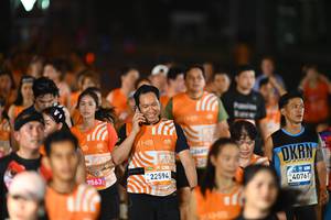 BIB: 7563, 22594, 40761
                            <button type="button" onclick="openModal(23213512)" class="btn btn-primary btn-sm float-right btn-popup" data-toggle="modal" data-target=".modal-high-quality">
                        <i class="fas fa-shopping-cart"></i> Add to Cart
                    </button>
                                            <button type="button" onclick="isThisMe(23213512, true)" class="btn btn-success btn-sm float-right btn-popup btn-isme hidden" data-toggle="tooltip" data-placement="bottom" title="นี่คือรูปของคุณใช่ไหม คลิกที่นี่เพื่อเอาเข้าอัลบั้ม">
                        <i class="fas fa-plus"></i> Add to album
                    </button>
                    <button type="button" onclick="isThisMe(23213512, false)" class="btn btn-warning btn-sm float-right btn-popup btn-isnotme hidden">
                        <i class="fas fa-ban"></i> Remove from album
                    </button>