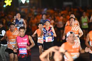 BIB: 21746, 47490, 6453
                            <button type="button" onclick="openModal(23185291)" class="btn btn-primary btn-sm float-right btn-popup" data-toggle="modal" data-target=".modal-high-quality">
                        <i class="fas fa-shopping-cart"></i> Add to Cart
                    </button>
                                            <button type="button" onclick="isThisMe(23185291, true)" class="btn btn-success btn-sm float-right btn-popup btn-isme hidden" data-toggle="tooltip" data-placement="bottom" title="นี่คือรูปของคุณใช่ไหม คลิกที่นี่เพื่อเอาเข้าอัลบั้ม">
                        <i class="fas fa-plus"></i> Add to album
                    </button>
                    <button type="button" onclick="isThisMe(23185291, false)" class="btn btn-warning btn-sm float-right btn-popup btn-isnotme hidden">
                        <i class="fas fa-ban"></i> Remove from album
                    </button>