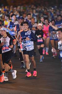 BIB: 42194
                            <button type="button" onclick="openModal(22937476)" class="btn btn-primary btn-sm float-right btn-popup" data-toggle="modal" data-target=".modal-high-quality">
                        <i class="fas fa-shopping-cart"></i> Add to Cart
                    </button>
                                            <button type="button" onclick="isThisMe(22937476, true)" class="btn btn-success btn-sm float-right btn-popup btn-isme hidden" data-toggle="tooltip" data-placement="bottom" title="นี่คือรูปของคุณใช่ไหม คลิกที่นี่เพื่อเอาเข้าอัลบั้ม">
                        <i class="fas fa-plus"></i> Add to album
                    </button>
                    <button type="button" onclick="isThisMe(22937476, false)" class="btn btn-warning btn-sm float-right btn-popup btn-isnotme hidden">
                        <i class="fas fa-ban"></i> Remove from album
                    </button>