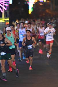 BIB: 06707, 4014
                            <button type="button" onclick="openModal(22904784)" class="btn btn-primary btn-sm float-right btn-popup" data-toggle="modal" data-target=".modal-high-quality">
                        <i class="fas fa-shopping-cart"></i> Add to Cart
                    </button>
                                            <button type="button" onclick="isThisMe(22904784, true)" class="btn btn-success btn-sm float-right btn-popup btn-isme hidden" data-toggle="tooltip" data-placement="bottom" title="นี่คือรูปของคุณใช่ไหม คลิกที่นี่เพื่อเอาเข้าอัลบั้ม">
                        <i class="fas fa-plus"></i> Add to album
                    </button>
                    <button type="button" onclick="isThisMe(22904784, false)" class="btn btn-warning btn-sm float-right btn-popup btn-isnotme hidden">
                        <i class="fas fa-ban"></i> Remove from album
                    </button>