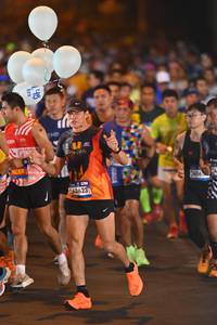 BIB: 42623, 406
                            <button type="button" onclick="openModal(22924718)" class="btn btn-primary btn-sm float-right btn-popup" data-toggle="modal" data-target=".modal-high-quality">
                        <i class="fas fa-shopping-cart"></i> Add to Cart
                    </button>
                                            <button type="button" onclick="isThisMe(22924718, true)" class="btn btn-success btn-sm float-right btn-popup btn-isme hidden" data-toggle="tooltip" data-placement="bottom" title="นี่คือรูปของคุณใช่ไหม คลิกที่นี่เพื่อเอาเข้าอัลบั้ม">
                        <i class="fas fa-plus"></i> Add to album
                    </button>
                    <button type="button" onclick="isThisMe(22924718, false)" class="btn btn-warning btn-sm float-right btn-popup btn-isnotme hidden">
                        <i class="fas fa-ban"></i> Remove from album
                    </button>