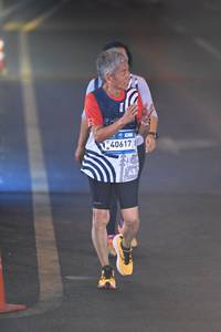 BIB: 41907
                            <button type="button" onclick="openModal(22972571)" class="btn btn-primary btn-sm float-right btn-popup" data-toggle="modal" data-target=".modal-high-quality">
                        <i class="fas fa-shopping-cart"></i> Add to Cart
                    </button>
                                            <button type="button" onclick="isThisMe(22972571, true)" class="btn btn-success btn-sm float-right btn-popup btn-isme hidden" data-toggle="tooltip" data-placement="bottom" title="นี่คือรูปของคุณใช่ไหม คลิกที่นี่เพื่อเอาเข้าอัลบั้ม">
                        <i class="fas fa-plus"></i> Add to album
                    </button>
                    <button type="button" onclick="isThisMe(22972571, false)" class="btn btn-warning btn-sm float-right btn-popup btn-isnotme hidden">
                        <i class="fas fa-ban"></i> Remove from album
                    </button>