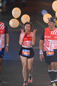 BIB: 3000
                            <button type="button" onclick="openModal(22971880)" class="btn btn-primary btn-sm float-right btn-popup" data-toggle="modal" data-target=".modal-high-quality">
                        <i class="fas fa-shopping-cart"></i> Add to Cart
                    </button>
                                            <button type="button" onclick="isThisMe(22971880, true)" class="btn btn-success btn-sm float-right btn-popup btn-isme hidden" data-toggle="tooltip" data-placement="bottom" title="นี่คือรูปของคุณใช่ไหม คลิกที่นี่เพื่อเอาเข้าอัลบั้ม">
                        <i class="fas fa-plus"></i> Add to album
                    </button>
                    <button type="button" onclick="isThisMe(22971880, false)" class="btn btn-warning btn-sm float-right btn-popup btn-isnotme hidden">
                        <i class="fas fa-ban"></i> Remove from album
                    </button>