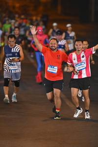 BIB: 79177, 45266, 79057
                            <button type="button" onclick="openModal(22965684)" class="btn btn-primary btn-sm float-right btn-popup" data-toggle="modal" data-target=".modal-high-quality">
                        <i class="fas fa-shopping-cart"></i> Add to Cart
                    </button>
                                            <button type="button" onclick="isThisMe(22965684, true)" class="btn btn-success btn-sm float-right btn-popup btn-isme hidden" data-toggle="tooltip" data-placement="bottom" title="นี่คือรูปของคุณใช่ไหม คลิกที่นี่เพื่อเอาเข้าอัลบั้ม">
                        <i class="fas fa-plus"></i> Add to album
                    </button>
                    <button type="button" onclick="isThisMe(22965684, false)" class="btn btn-warning btn-sm float-right btn-popup btn-isnotme hidden">
                        <i class="fas fa-ban"></i> Remove from album
                    </button>