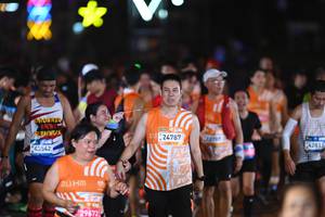 BIB: 43542, 211, 29672, 224787, 327, 42811
                            <button type="button" onclick="openModal(23231162)" class="btn btn-primary btn-sm float-right btn-popup" data-toggle="modal" data-target=".modal-high-quality">
                        <i class="fas fa-shopping-cart"></i> Add to Cart
                    </button>
                                            <button type="button" onclick="isThisMe(23231162, true)" class="btn btn-success btn-sm float-right btn-popup btn-isme hidden" data-toggle="tooltip" data-placement="bottom" title="นี่คือรูปของคุณใช่ไหม คลิกที่นี่เพื่อเอาเข้าอัลบั้ม">
                        <i class="fas fa-plus"></i> Add to album
                    </button>
                    <button type="button" onclick="isThisMe(23231162, false)" class="btn btn-warning btn-sm float-right btn-popup btn-isnotme hidden">
                        <i class="fas fa-ban"></i> Remove from album
                    </button>