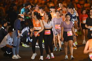 BIB: 27509, 265
                            <button type="button" onclick="openModal(23194527)" class="btn btn-primary btn-sm float-right btn-popup" data-toggle="modal" data-target=".modal-high-quality">
                        <i class="fas fa-shopping-cart"></i> Add to Cart
                    </button>
                                            <button type="button" onclick="isThisMe(23194527, true)" class="btn btn-success btn-sm float-right btn-popup btn-isme hidden" data-toggle="tooltip" data-placement="bottom" title="นี่คือรูปของคุณใช่ไหม คลิกที่นี่เพื่อเอาเข้าอัลบั้ม">
                        <i class="fas fa-plus"></i> Add to album
                    </button>
                    <button type="button" onclick="isThisMe(23194527, false)" class="btn btn-warning btn-sm float-right btn-popup btn-isnotme hidden">
                        <i class="fas fa-ban"></i> Remove from album
                    </button>