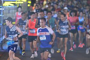 BIB: 12107, 41014, 43763, 41789, 40032
                            <button type="button" onclick="openModal(22912445)" class="btn btn-primary btn-sm float-right btn-popup" data-toggle="modal" data-target=".modal-high-quality">
                        <i class="fas fa-shopping-cart"></i> Add to Cart
                    </button>
                                            <button type="button" onclick="isThisMe(22912445, true)" class="btn btn-success btn-sm float-right btn-popup btn-isme hidden" data-toggle="tooltip" data-placement="bottom" title="นี่คือรูปของคุณใช่ไหม คลิกที่นี่เพื่อเอาเข้าอัลบั้ม">
                        <i class="fas fa-plus"></i> Add to album
                    </button>
                    <button type="button" onclick="isThisMe(22912445, false)" class="btn btn-warning btn-sm float-right btn-popup btn-isnotme hidden">
                        <i class="fas fa-ban"></i> Remove from album
                    </button>