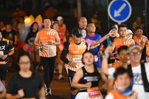 BIB: 250, 2329
                            <button type="button" onclick="openModal(23195485)" class="btn btn-primary btn-sm float-right btn-popup" data-toggle="modal" data-target=".modal-high-quality">
                        <i class="fas fa-shopping-cart"></i> Add to Cart
                    </button>
                                            <button type="button" onclick="isThisMe(23195485, true)" class="btn btn-success btn-sm float-right btn-popup btn-isme hidden" data-toggle="tooltip" data-placement="bottom" title="นี่คือรูปของคุณใช่ไหม คลิกที่นี่เพื่อเอาเข้าอัลบั้ม">
                        <i class="fas fa-plus"></i> Add to album
                    </button>
                    <button type="button" onclick="isThisMe(23195485, false)" class="btn btn-warning btn-sm float-right btn-popup btn-isnotme hidden">
                        <i class="fas fa-ban"></i> Remove from album
                    </button>