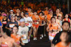 BIB: 11992, 28359, 9165, 292
                            <button type="button" onclick="openModal(23167007)" class="btn btn-primary btn-sm float-right btn-popup" data-toggle="modal" data-target=".modal-high-quality">
                        <i class="fas fa-shopping-cart"></i> Add to Cart
                    </button>
                                            <button type="button" onclick="isThisMe(23167007, true)" class="btn btn-success btn-sm float-right btn-popup btn-isme hidden" data-toggle="tooltip" data-placement="bottom" title="นี่คือรูปของคุณใช่ไหม คลิกที่นี่เพื่อเอาเข้าอัลบั้ม">
                        <i class="fas fa-plus"></i> Add to album
                    </button>
                    <button type="button" onclick="isThisMe(23167007, false)" class="btn btn-warning btn-sm float-right btn-popup btn-isnotme hidden">
                        <i class="fas fa-ban"></i> Remove from album
                    </button>