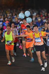 BIB: 408804, 5500, 42997
                            <button type="button" onclick="openModal(22939768)" class="btn btn-primary btn-sm float-right btn-popup" data-toggle="modal" data-target=".modal-high-quality">
                        <i class="fas fa-shopping-cart"></i> Add to Cart
                    </button>
                                            <button type="button" onclick="isThisMe(22939768, true)" class="btn btn-success btn-sm float-right btn-popup btn-isme hidden" data-toggle="tooltip" data-placement="bottom" title="นี่คือรูปของคุณใช่ไหม คลิกที่นี่เพื่อเอาเข้าอัลบั้ม">
                        <i class="fas fa-plus"></i> Add to album
                    </button>
                    <button type="button" onclick="isThisMe(22939768, false)" class="btn btn-warning btn-sm float-right btn-popup btn-isnotme hidden">
                        <i class="fas fa-ban"></i> Remove from album
                    </button>