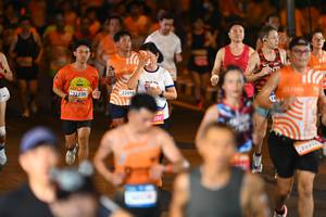 BIB: 21235, 22098, 350
                            <button type="button" onclick="openModal(23143073)" class="btn btn-primary btn-sm float-right btn-popup" data-toggle="modal" data-target=".modal-high-quality">
                        <i class="fas fa-shopping-cart"></i> Add to Cart
                    </button>
                                            <button type="button" onclick="isThisMe(23143073, true)" class="btn btn-success btn-sm float-right btn-popup btn-isme hidden" data-toggle="tooltip" data-placement="bottom" title="นี่คือรูปของคุณใช่ไหม คลิกที่นี่เพื่อเอาเข้าอัลบั้ม">
                        <i class="fas fa-plus"></i> Add to album
                    </button>
                    <button type="button" onclick="isThisMe(23143073, false)" class="btn btn-warning btn-sm float-right btn-popup btn-isnotme hidden">
                        <i class="fas fa-ban"></i> Remove from album
                    </button>