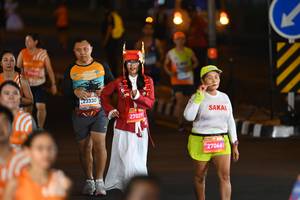 BIB: 23330, 27029, 270661
                            <button type="button" onclick="openModal(23220026)" class="btn btn-primary btn-sm float-right btn-popup" data-toggle="modal" data-target=".modal-high-quality">
                        <i class="fas fa-shopping-cart"></i> Add to Cart
                    </button>
                                            <button type="button" onclick="isThisMe(23220026, true)" class="btn btn-success btn-sm float-right btn-popup btn-isme hidden" data-toggle="tooltip" data-placement="bottom" title="นี่คือรูปของคุณใช่ไหม คลิกที่นี่เพื่อเอาเข้าอัลบั้ม">
                        <i class="fas fa-plus"></i> Add to album
                    </button>
                    <button type="button" onclick="isThisMe(23220026, false)" class="btn btn-warning btn-sm float-right btn-popup btn-isnotme hidden">
                        <i class="fas fa-ban"></i> Remove from album
                    </button>