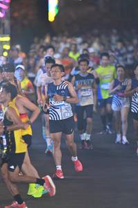 BIB: 0212
                            <button type="button" onclick="openModal(22915461)" class="btn btn-primary btn-sm float-right btn-popup" data-toggle="modal" data-target=".modal-high-quality">
                        <i class="fas fa-shopping-cart"></i> Add to Cart
                    </button>
                                            <button type="button" onclick="isThisMe(22915461, true)" class="btn btn-success btn-sm float-right btn-popup btn-isme hidden" data-toggle="tooltip" data-placement="bottom" title="นี่คือรูปของคุณใช่ไหม คลิกที่นี่เพื่อเอาเข้าอัลบั้ม">
                        <i class="fas fa-plus"></i> Add to album
                    </button>
                    <button type="button" onclick="isThisMe(22915461, false)" class="btn btn-warning btn-sm float-right btn-popup btn-isnotme hidden">
                        <i class="fas fa-ban"></i> Remove from album
                    </button>