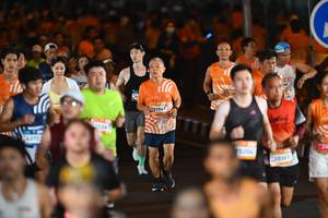 BIB: 43703, 25261, 21949, 26204, 195, 20361
                            <button type="button" onclick="openModal(23143648)" class="btn btn-primary btn-sm float-right btn-popup" data-toggle="modal" data-target=".modal-high-quality">
                        <i class="fas fa-shopping-cart"></i> Add to Cart
                    </button>
                                            <button type="button" onclick="isThisMe(23143648, true)" class="btn btn-success btn-sm float-right btn-popup btn-isme hidden" data-toggle="tooltip" data-placement="bottom" title="นี่คือรูปของคุณใช่ไหม คลิกที่นี่เพื่อเอาเข้าอัลบั้ม">
                        <i class="fas fa-plus"></i> Add to album
                    </button>
                    <button type="button" onclick="isThisMe(23143648, false)" class="btn btn-warning btn-sm float-right btn-popup btn-isnotme hidden">
                        <i class="fas fa-ban"></i> Remove from album
                    </button>