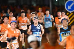 BIB: 1141, 201, 41751
                            <button type="button" onclick="openModal(23213609)" class="btn btn-primary btn-sm float-right btn-popup" data-toggle="modal" data-target=".modal-high-quality">
                        <i class="fas fa-shopping-cart"></i> Add to Cart
                    </button>
                                            <button type="button" onclick="isThisMe(23213609, true)" class="btn btn-success btn-sm float-right btn-popup btn-isme hidden" data-toggle="tooltip" data-placement="bottom" title="นี่คือรูปของคุณใช่ไหม คลิกที่นี่เพื่อเอาเข้าอัลบั้ม">
                        <i class="fas fa-plus"></i> Add to album
                    </button>
                    <button type="button" onclick="isThisMe(23213609, false)" class="btn btn-warning btn-sm float-right btn-popup btn-isnotme hidden">
                        <i class="fas fa-ban"></i> Remove from album
                    </button>