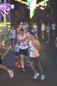 BIB: 4136, 40096
                            <button type="button" onclick="openModal(22904463)" class="btn btn-primary btn-sm float-right btn-popup" data-toggle="modal" data-target=".modal-high-quality">
                        <i class="fas fa-shopping-cart"></i> Add to Cart
                    </button>
                                            <button type="button" onclick="isThisMe(22904463, true)" class="btn btn-success btn-sm float-right btn-popup btn-isme hidden" data-toggle="tooltip" data-placement="bottom" title="นี่คือรูปของคุณใช่ไหม คลิกที่นี่เพื่อเอาเข้าอัลบั้ม">
                        <i class="fas fa-plus"></i> Add to album
                    </button>
                    <button type="button" onclick="isThisMe(22904463, false)" class="btn btn-warning btn-sm float-right btn-popup btn-isnotme hidden">
                        <i class="fas fa-ban"></i> Remove from album
                    </button>