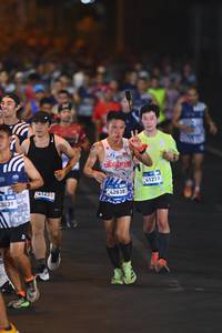 BIB: 3039, 2412, 42838, 41278
                            <button type="button" onclick="openModal(22934640)" class="btn btn-primary btn-sm float-right btn-popup" data-toggle="modal" data-target=".modal-high-quality">
                        <i class="fas fa-shopping-cart"></i> Add to Cart
                    </button>
                                            <button type="button" onclick="isThisMe(22934640, true)" class="btn btn-success btn-sm float-right btn-popup btn-isme hidden" data-toggle="tooltip" data-placement="bottom" title="นี่คือรูปของคุณใช่ไหม คลิกที่นี่เพื่อเอาเข้าอัลบั้ม">
                        <i class="fas fa-plus"></i> Add to album
                    </button>
                    <button type="button" onclick="isThisMe(22934640, false)" class="btn btn-warning btn-sm float-right btn-popup btn-isnotme hidden">
                        <i class="fas fa-ban"></i> Remove from album
                    </button>