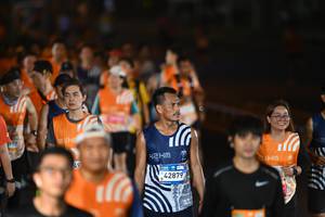 BIB: 42879
                            <button type="button" onclick="openModal(23210471)" class="btn btn-primary btn-sm float-right btn-popup" data-toggle="modal" data-target=".modal-high-quality">
                        <i class="fas fa-shopping-cart"></i> Add to Cart
                    </button>
                                            <button type="button" onclick="isThisMe(23210471, true)" class="btn btn-success btn-sm float-right btn-popup btn-isme hidden" data-toggle="tooltip" data-placement="bottom" title="นี่คือรูปของคุณใช่ไหม คลิกที่นี่เพื่อเอาเข้าอัลบั้ม">
                        <i class="fas fa-plus"></i> Add to album
                    </button>
                    <button type="button" onclick="isThisMe(23210471, false)" class="btn btn-warning btn-sm float-right btn-popup btn-isnotme hidden">
                        <i class="fas fa-ban"></i> Remove from album
                    </button>