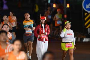 BIB: 23330, 27029, 270661
                            <button type="button" onclick="openModal(23220033)" class="btn btn-primary btn-sm float-right btn-popup" data-toggle="modal" data-target=".modal-high-quality">
                        <i class="fas fa-shopping-cart"></i> Add to Cart
                    </button>
                                            <button type="button" onclick="isThisMe(23220033, true)" class="btn btn-success btn-sm float-right btn-popup btn-isme hidden" data-toggle="tooltip" data-placement="bottom" title="นี่คือรูปของคุณใช่ไหม คลิกที่นี่เพื่อเอาเข้าอัลบั้ม">
                        <i class="fas fa-plus"></i> Add to album
                    </button>
                    <button type="button" onclick="isThisMe(23220033, false)" class="btn btn-warning btn-sm float-right btn-popup btn-isnotme hidden">
                        <i class="fas fa-ban"></i> Remove from album
                    </button>