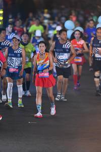 BIB: 52199, 47102, 2297
                            <button type="button" onclick="openModal(22964518)" class="btn btn-primary btn-sm float-right btn-popup" data-toggle="modal" data-target=".modal-high-quality">
                        <i class="fas fa-shopping-cart"></i> Add to Cart
                    </button>
                                            <button type="button" onclick="isThisMe(22964518, true)" class="btn btn-success btn-sm float-right btn-popup btn-isme hidden" data-toggle="tooltip" data-placement="bottom" title="นี่คือรูปของคุณใช่ไหม คลิกที่นี่เพื่อเอาเข้าอัลบั้ม">
                        <i class="fas fa-plus"></i> Add to album
                    </button>
                    <button type="button" onclick="isThisMe(22964518, false)" class="btn btn-warning btn-sm float-right btn-popup btn-isnotme hidden">
                        <i class="fas fa-ban"></i> Remove from album
                    </button>