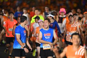 BIB: 97218, 202
                            <button type="button" onclick="openModal(23167577)" class="btn btn-primary btn-sm float-right btn-popup" data-toggle="modal" data-target=".modal-high-quality">
                        <i class="fas fa-shopping-cart"></i> Add to Cart
                    </button>
                                            <button type="button" onclick="isThisMe(23167577, true)" class="btn btn-success btn-sm float-right btn-popup btn-isme hidden" data-toggle="tooltip" data-placement="bottom" title="นี่คือรูปของคุณใช่ไหม คลิกที่นี่เพื่อเอาเข้าอัลบั้ม">
                        <i class="fas fa-plus"></i> Add to album
                    </button>
                    <button type="button" onclick="isThisMe(23167577, false)" class="btn btn-warning btn-sm float-right btn-popup btn-isnotme hidden">
                        <i class="fas fa-ban"></i> Remove from album
                    </button>