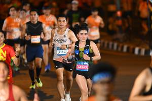BIB: 41142, 46763
                            <button type="button" onclick="openModal(23197330)" class="btn btn-primary btn-sm float-right btn-popup" data-toggle="modal" data-target=".modal-high-quality">
                        <i class="fas fa-shopping-cart"></i> Add to Cart
                    </button>
                                            <button type="button" onclick="isThisMe(23197330, true)" class="btn btn-success btn-sm float-right btn-popup btn-isme hidden" data-toggle="tooltip" data-placement="bottom" title="นี่คือรูปของคุณใช่ไหม คลิกที่นี่เพื่อเอาเข้าอัลบั้ม">
                        <i class="fas fa-plus"></i> Add to album
                    </button>
                    <button type="button" onclick="isThisMe(23197330, false)" class="btn btn-warning btn-sm float-right btn-popup btn-isnotme hidden">
                        <i class="fas fa-ban"></i> Remove from album
                    </button>