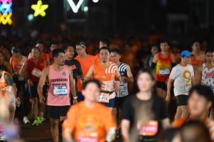 BIB: 22534, 44504, 2915
                            <button type="button" onclick="openModal(23203473)" class="btn btn-primary btn-sm float-right btn-popup" data-toggle="modal" data-target=".modal-high-quality">
                        <i class="fas fa-shopping-cart"></i> Add to Cart
                    </button>
                                            <button type="button" onclick="isThisMe(23203473, true)" class="btn btn-success btn-sm float-right btn-popup btn-isme hidden" data-toggle="tooltip" data-placement="bottom" title="นี่คือรูปของคุณใช่ไหม คลิกที่นี่เพื่อเอาเข้าอัลบั้ม">
                        <i class="fas fa-plus"></i> Add to album
                    </button>
                    <button type="button" onclick="isThisMe(23203473, false)" class="btn btn-warning btn-sm float-right btn-popup btn-isnotme hidden">
                        <i class="fas fa-ban"></i> Remove from album
                    </button>