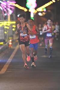 BIB: 426, 40557
                            <button type="button" onclick="openModal(22901190)" class="btn btn-primary btn-sm float-right btn-popup" data-toggle="modal" data-target=".modal-high-quality">
                        <i class="fas fa-shopping-cart"></i> Add to Cart
                    </button>
                                            <button type="button" onclick="isThisMe(22901190, true)" class="btn btn-success btn-sm float-right btn-popup btn-isme hidden" data-toggle="tooltip" data-placement="bottom" title="นี่คือรูปของคุณใช่ไหม คลิกที่นี่เพื่อเอาเข้าอัลบั้ม">
                        <i class="fas fa-plus"></i> Add to album
                    </button>
                    <button type="button" onclick="isThisMe(22901190, false)" class="btn btn-warning btn-sm float-right btn-popup btn-isnotme hidden">
                        <i class="fas fa-ban"></i> Remove from album
                    </button>