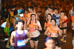 BIB: 28537
                            <button type="button" onclick="openModal(23197839)" class="btn btn-primary btn-sm float-right btn-popup" data-toggle="modal" data-target=".modal-high-quality">
                        <i class="fas fa-shopping-cart"></i> Add to Cart
                    </button>
                                            <button type="button" onclick="isThisMe(23197839, true)" class="btn btn-success btn-sm float-right btn-popup btn-isme hidden" data-toggle="tooltip" data-placement="bottom" title="นี่คือรูปของคุณใช่ไหม คลิกที่นี่เพื่อเอาเข้าอัลบั้ม">
                        <i class="fas fa-plus"></i> Add to album
                    </button>
                    <button type="button" onclick="isThisMe(23197839, false)" class="btn btn-warning btn-sm float-right btn-popup btn-isnotme hidden">
                        <i class="fas fa-ban"></i> Remove from album
                    </button>