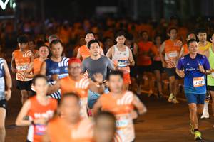 BIB: 21113, 21227
                            <button type="button" onclick="openModal(23185530)" class="btn btn-primary btn-sm float-right btn-popup" data-toggle="modal" data-target=".modal-high-quality">
                        <i class="fas fa-shopping-cart"></i> Add to Cart
                    </button>
                                            <button type="button" onclick="isThisMe(23185530, true)" class="btn btn-success btn-sm float-right btn-popup btn-isme hidden" data-toggle="tooltip" data-placement="bottom" title="นี่คือรูปของคุณใช่ไหม คลิกที่นี่เพื่อเอาเข้าอัลบั้ม">
                        <i class="fas fa-plus"></i> Add to album
                    </button>
                    <button type="button" onclick="isThisMe(23185530, false)" class="btn btn-warning btn-sm float-right btn-popup btn-isnotme hidden">
                        <i class="fas fa-ban"></i> Remove from album
                    </button>