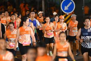 BIB: 2918, 29091, 98592, 21527
                            <button type="button" onclick="openModal(23170568)" class="btn btn-primary btn-sm float-right btn-popup" data-toggle="modal" data-target=".modal-high-quality">
                        <i class="fas fa-shopping-cart"></i> Add to Cart
                    </button>
                                            <button type="button" onclick="isThisMe(23170568, true)" class="btn btn-success btn-sm float-right btn-popup btn-isme hidden" data-toggle="tooltip" data-placement="bottom" title="นี่คือรูปของคุณใช่ไหม คลิกที่นี่เพื่อเอาเข้าอัลบั้ม">
                        <i class="fas fa-plus"></i> Add to album
                    </button>
                    <button type="button" onclick="isThisMe(23170568, false)" class="btn btn-warning btn-sm float-right btn-popup btn-isnotme hidden">
                        <i class="fas fa-ban"></i> Remove from album
                    </button>