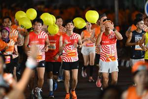 BIB: 524, 13257, 800
                            <button type="button" onclick="openModal(23189338)" class="btn btn-primary btn-sm float-right btn-popup" data-toggle="modal" data-target=".modal-high-quality">
                        <i class="fas fa-shopping-cart"></i> Add to Cart
                    </button>
                                            <button type="button" onclick="isThisMe(23189338, true)" class="btn btn-success btn-sm float-right btn-popup btn-isme hidden" data-toggle="tooltip" data-placement="bottom" title="นี่คือรูปของคุณใช่ไหม คลิกที่นี่เพื่อเอาเข้าอัลบั้ม">
                        <i class="fas fa-plus"></i> Add to album
                    </button>
                    <button type="button" onclick="isThisMe(23189338, false)" class="btn btn-warning btn-sm float-right btn-popup btn-isnotme hidden">
                        <i class="fas fa-ban"></i> Remove from album
                    </button>