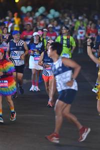 BIB: 6410, 42471, 472, 180
                            <button type="button" onclick="openModal(22959600)" class="btn btn-primary btn-sm float-right btn-popup" data-toggle="modal" data-target=".modal-high-quality">
                        <i class="fas fa-shopping-cart"></i> Add to Cart
                    </button>
                                            <button type="button" onclick="isThisMe(22959600, true)" class="btn btn-success btn-sm float-right btn-popup btn-isme hidden" data-toggle="tooltip" data-placement="bottom" title="นี่คือรูปของคุณใช่ไหม คลิกที่นี่เพื่อเอาเข้าอัลบั้ม">
                        <i class="fas fa-plus"></i> Add to album
                    </button>
                    <button type="button" onclick="isThisMe(22959600, false)" class="btn btn-warning btn-sm float-right btn-popup btn-isnotme hidden">
                        <i class="fas fa-ban"></i> Remove from album
                    </button>