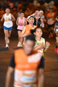 BIB: 195, 112
                            <button type="button" onclick="openModal(23162186)" class="btn btn-primary btn-sm float-right btn-popup" data-toggle="modal" data-target=".modal-high-quality">
                        <i class="fas fa-shopping-cart"></i> Add to Cart
                    </button>
                                            <button type="button" onclick="isThisMe(23162186, true)" class="btn btn-success btn-sm float-right btn-popup btn-isme hidden" data-toggle="tooltip" data-placement="bottom" title="นี่คือรูปของคุณใช่ไหม คลิกที่นี่เพื่อเอาเข้าอัลบั้ม">
                        <i class="fas fa-plus"></i> Add to album
                    </button>
                    <button type="button" onclick="isThisMe(23162186, false)" class="btn btn-warning btn-sm float-right btn-popup btn-isnotme hidden">
                        <i class="fas fa-ban"></i> Remove from album
                    </button>