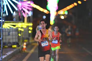 BIB: 41080
                            <button type="button" onclick="openModal(22902474)" class="btn btn-primary btn-sm float-right btn-popup" data-toggle="modal" data-target=".modal-high-quality">
                        <i class="fas fa-shopping-cart"></i> Add to Cart
                    </button>
                                            <button type="button" onclick="isThisMe(22902474, true)" class="btn btn-success btn-sm float-right btn-popup btn-isme hidden" data-toggle="tooltip" data-placement="bottom" title="นี่คือรูปของคุณใช่ไหม คลิกที่นี่เพื่อเอาเข้าอัลบั้ม">
                        <i class="fas fa-plus"></i> Add to album
                    </button>
                    <button type="button" onclick="isThisMe(22902474, false)" class="btn btn-warning btn-sm float-right btn-popup btn-isnotme hidden">
                        <i class="fas fa-ban"></i> Remove from album
                    </button>