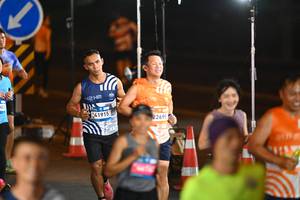 BIB: 41915, 22695
                            <button type="button" onclick="openModal(23193279)" class="btn btn-primary btn-sm float-right btn-popup" data-toggle="modal" data-target=".modal-high-quality">
                        <i class="fas fa-shopping-cart"></i> Add to Cart
                    </button>
                                            <button type="button" onclick="isThisMe(23193279, true)" class="btn btn-success btn-sm float-right btn-popup btn-isme hidden" data-toggle="tooltip" data-placement="bottom" title="นี่คือรูปของคุณใช่ไหม คลิกที่นี่เพื่อเอาเข้าอัลบั้ม">
                        <i class="fas fa-plus"></i> Add to album
                    </button>
                    <button type="button" onclick="isThisMe(23193279, false)" class="btn btn-warning btn-sm float-right btn-popup btn-isnotme hidden">
                        <i class="fas fa-ban"></i> Remove from album
                    </button>