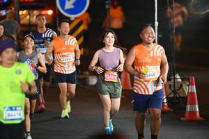 BIB: 4191, 22695, 26119, 211, 3858
                            <button type="button" onclick="openModal(23193134)" class="btn btn-primary btn-sm float-right btn-popup" data-toggle="modal" data-target=".modal-high-quality">
                        <i class="fas fa-shopping-cart"></i> Add to Cart
                    </button>
                                            <button type="button" onclick="isThisMe(23193134, true)" class="btn btn-success btn-sm float-right btn-popup btn-isme hidden" data-toggle="tooltip" data-placement="bottom" title="นี่คือรูปของคุณใช่ไหม คลิกที่นี่เพื่อเอาเข้าอัลบั้ม">
                        <i class="fas fa-plus"></i> Add to album
                    </button>
                    <button type="button" onclick="isThisMe(23193134, false)" class="btn btn-warning btn-sm float-right btn-popup btn-isnotme hidden">
                        <i class="fas fa-ban"></i> Remove from album
                    </button>