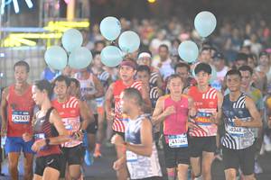 BIB: 43141, 41084, 40348
                            <button type="button" onclick="openModal(22910877)" class="btn btn-primary btn-sm float-right btn-popup" data-toggle="modal" data-target=".modal-high-quality">
                        <i class="fas fa-shopping-cart"></i> Add to Cart
                    </button>
                                            <button type="button" onclick="isThisMe(22910877, true)" class="btn btn-success btn-sm float-right btn-popup btn-isme hidden" data-toggle="tooltip" data-placement="bottom" title="นี่คือรูปของคุณใช่ไหม คลิกที่นี่เพื่อเอาเข้าอัลบั้ม">
                        <i class="fas fa-plus"></i> Add to album
                    </button>
                    <button type="button" onclick="isThisMe(22910877, false)" class="btn btn-warning btn-sm float-right btn-popup btn-isnotme hidden">
                        <i class="fas fa-ban"></i> Remove from album
                    </button>