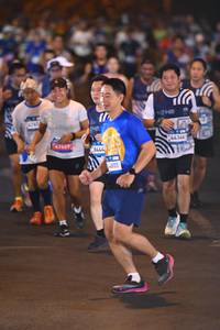 BIB: 97677, 7778, 47459, 4745
                            <button type="button" onclick="openModal(22989915)" class="btn btn-primary btn-sm float-right btn-popup" data-toggle="modal" data-target=".modal-high-quality">
                        <i class="fas fa-shopping-cart"></i> Add to Cart
                    </button>
                                            <button type="button" onclick="isThisMe(22989915, true)" class="btn btn-success btn-sm float-right btn-popup btn-isme hidden" data-toggle="tooltip" data-placement="bottom" title="นี่คือรูปของคุณใช่ไหม คลิกที่นี่เพื่อเอาเข้าอัลบั้ม">
                        <i class="fas fa-plus"></i> Add to album
                    </button>
                    <button type="button" onclick="isThisMe(22989915, false)" class="btn btn-warning btn-sm float-right btn-popup btn-isnotme hidden">
                        <i class="fas fa-ban"></i> Remove from album
                    </button>