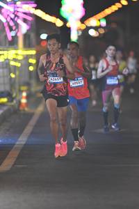 BIB: 42659, 40557
                            <button type="button" onclick="openModal(22901179)" class="btn btn-primary btn-sm float-right btn-popup" data-toggle="modal" data-target=".modal-high-quality">
                        <i class="fas fa-shopping-cart"></i> Add to Cart
                    </button>
                                            <button type="button" onclick="isThisMe(22901179, true)" class="btn btn-success btn-sm float-right btn-popup btn-isme hidden" data-toggle="tooltip" data-placement="bottom" title="นี่คือรูปของคุณใช่ไหม คลิกที่นี่เพื่อเอาเข้าอัลบั้ม">
                        <i class="fas fa-plus"></i> Add to album
                    </button>
                    <button type="button" onclick="isThisMe(22901179, false)" class="btn btn-warning btn-sm float-right btn-popup btn-isnotme hidden">
                        <i class="fas fa-ban"></i> Remove from album
                    </button>