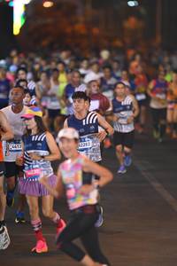 BIB: 4413, 4230, 42282
                            <button type="button" onclick="openModal(22918934)" class="btn btn-primary btn-sm float-right btn-popup" data-toggle="modal" data-target=".modal-high-quality">
                        <i class="fas fa-shopping-cart"></i> Add to Cart
                    </button>
                                            <button type="button" onclick="isThisMe(22918934, true)" class="btn btn-success btn-sm float-right btn-popup btn-isme hidden" data-toggle="tooltip" data-placement="bottom" title="นี่คือรูปของคุณใช่ไหม คลิกที่นี่เพื่อเอาเข้าอัลบั้ม">
                        <i class="fas fa-plus"></i> Add to album
                    </button>
                    <button type="button" onclick="isThisMe(22918934, false)" class="btn btn-warning btn-sm float-right btn-popup btn-isnotme hidden">
                        <i class="fas fa-ban"></i> Remove from album
                    </button>