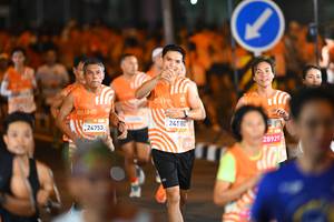 BIB: 211, 24753, 24580, 28929
                            <button type="button" onclick="openModal(23183073)" class="btn btn-primary btn-sm float-right btn-popup" data-toggle="modal" data-target=".modal-high-quality">
                        <i class="fas fa-shopping-cart"></i> Add to Cart
                    </button>
                                            <button type="button" onclick="isThisMe(23183073, true)" class="btn btn-success btn-sm float-right btn-popup btn-isme hidden" data-toggle="tooltip" data-placement="bottom" title="นี่คือรูปของคุณใช่ไหม คลิกที่นี่เพื่อเอาเข้าอัลบั้ม">
                        <i class="fas fa-plus"></i> Add to album
                    </button>
                    <button type="button" onclick="isThisMe(23183073, false)" class="btn btn-warning btn-sm float-right btn-popup btn-isnotme hidden">
                        <i class="fas fa-ban"></i> Remove from album
                    </button>